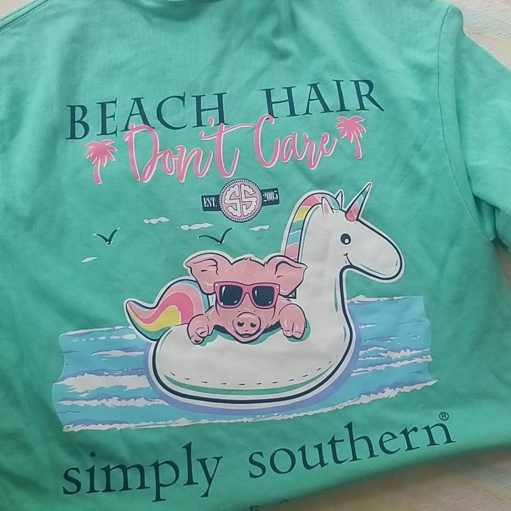 New with tag simply southern pig shirt small